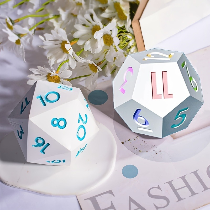 Stampi per dadi in resina epos - Making Custom Jewelry recensione e prezzo